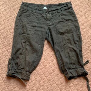 TXT - Knotted khaki Linen Bermuda short - Size 7 (medium)